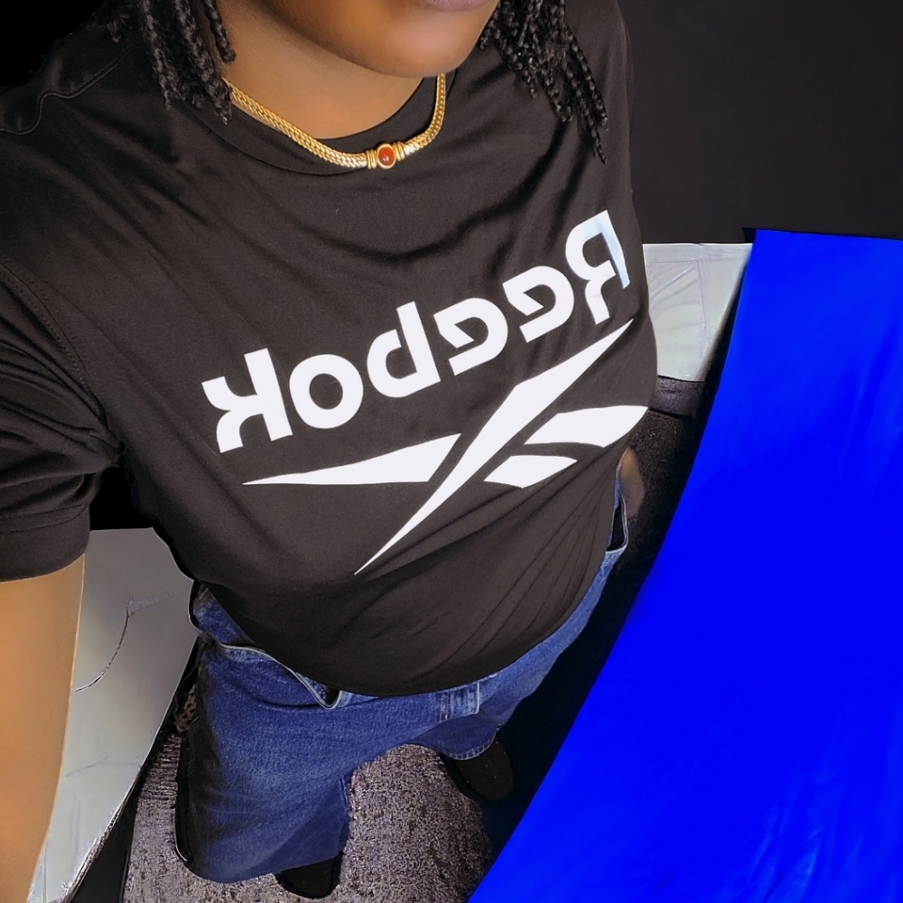Reebok Graphic Logo Mock Neck Tee